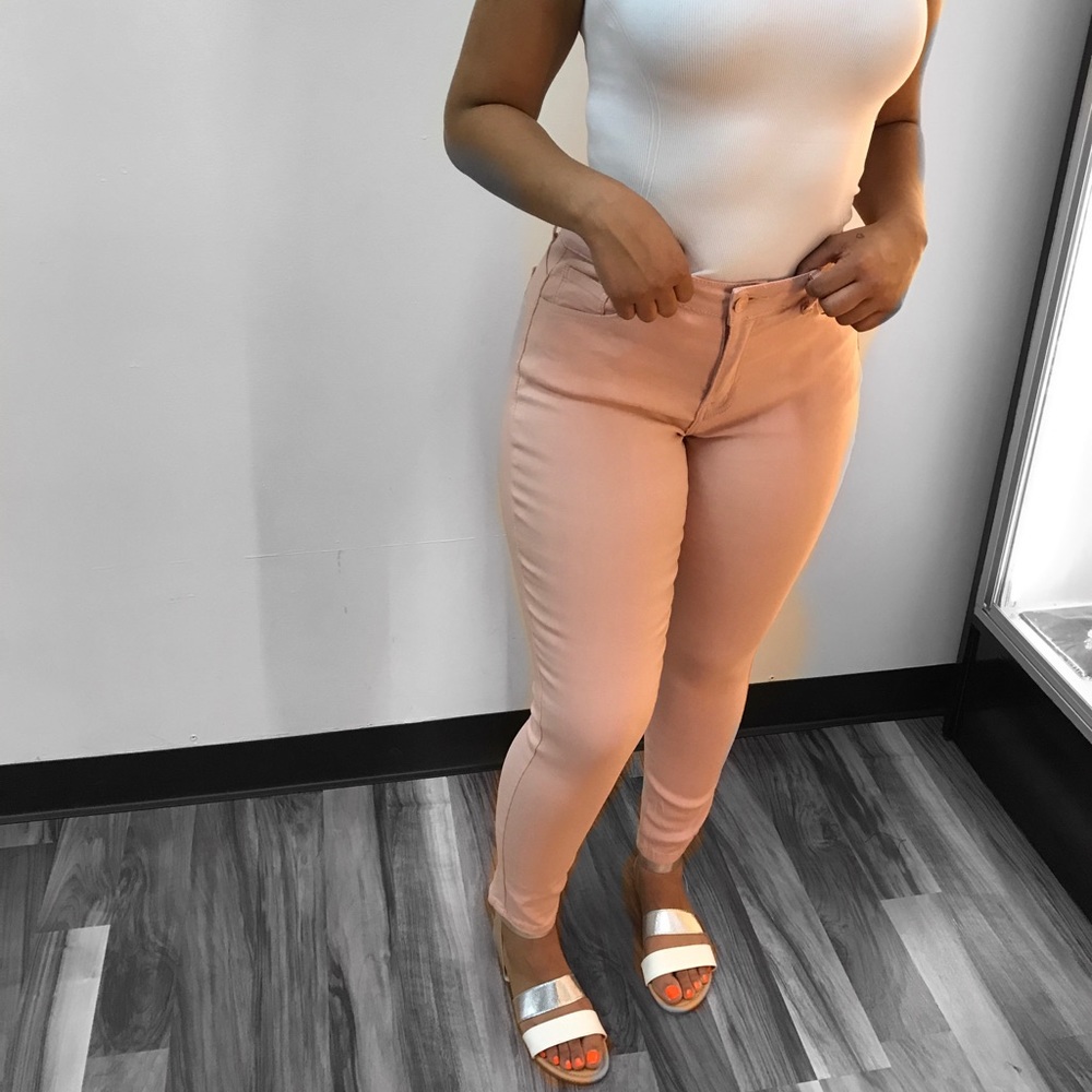 ‼️ Peach Skinny Leg Super Stretchy Ankle Jeggings